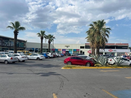 Comercial - Plaza terreno de 7,500 m2 (2)